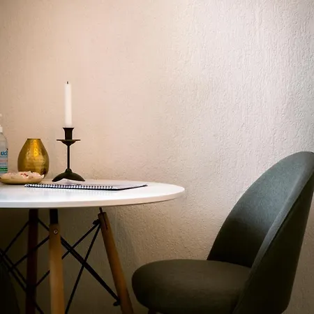 Historical Townhouse - Hypercenter Apartment Cluj-Napoca