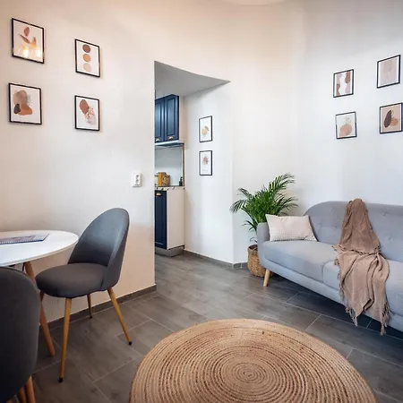 Apartment Historical Townhouse - Hypercenter *